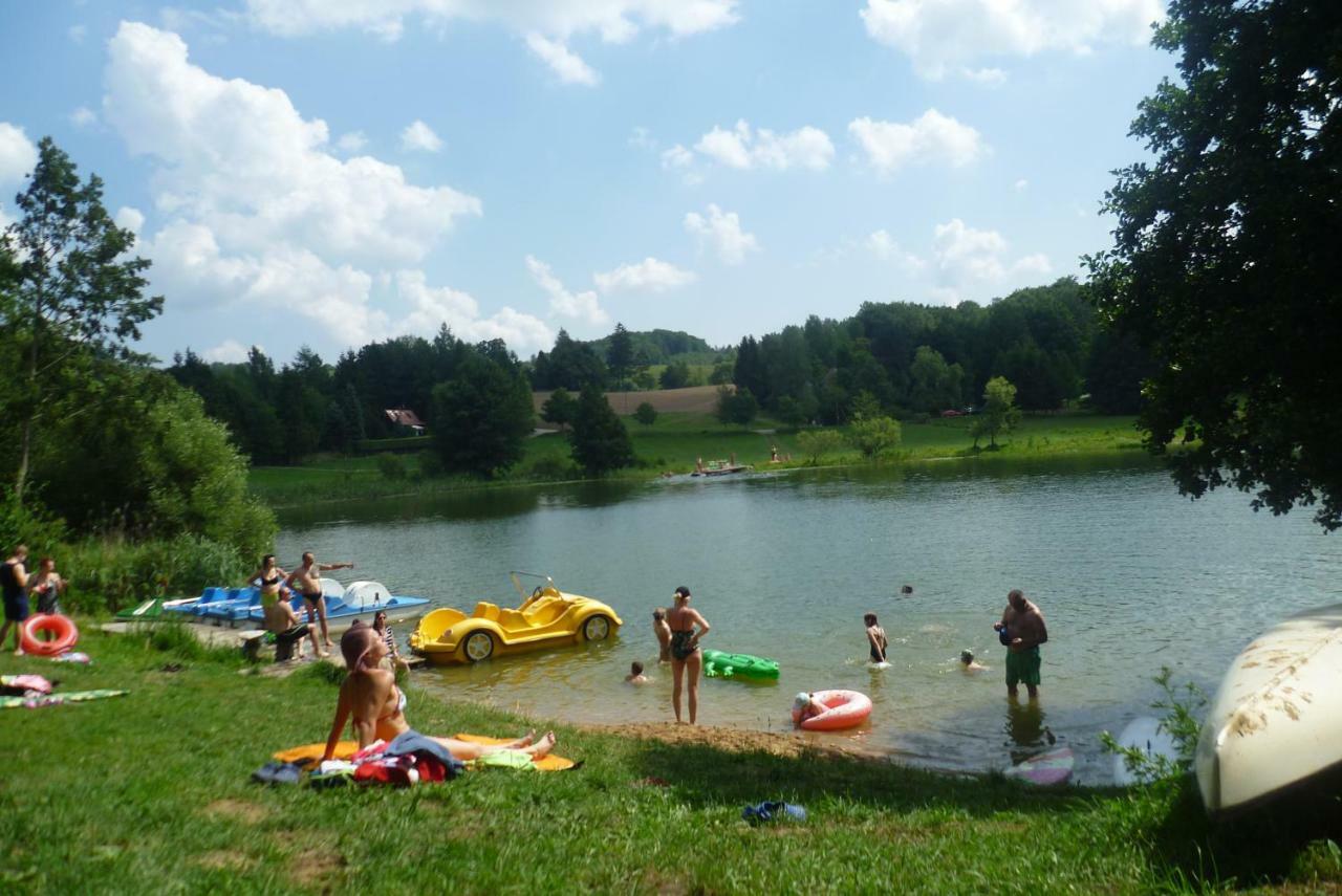 Dom Z Widokiem Na Jezioro I Domek Nad Jeziorem Lapalice ภายนอก รูปภาพ